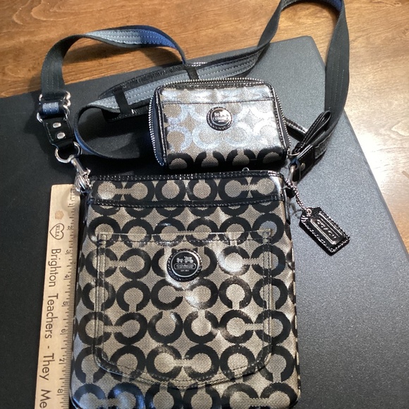 Coach crossbody set - Picture 1 of 7